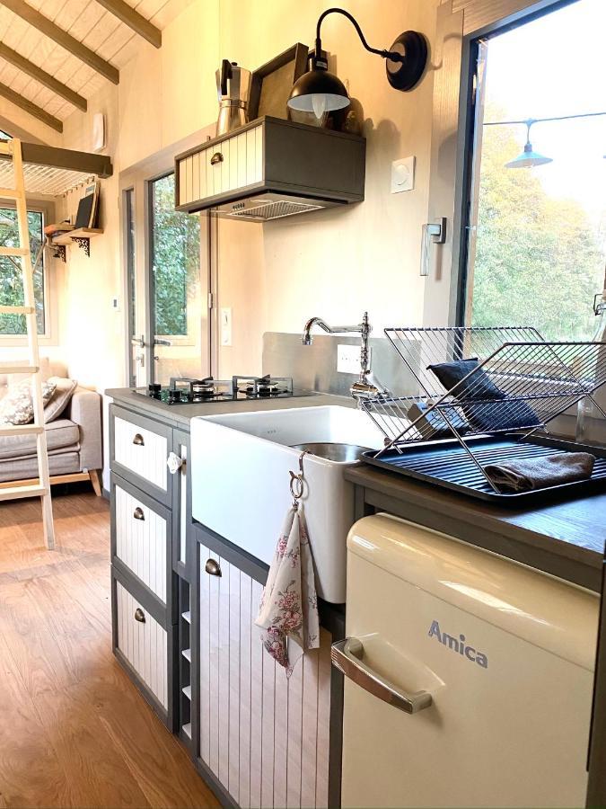 Jolie Tiny House Sous Les Grands Arbres Villa Atacames Buitenkant foto